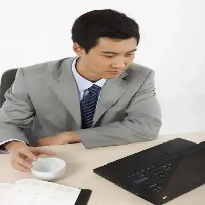 伍宜